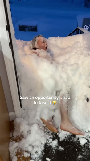 He loves me I swear 🤣 #blizzard2026 #snow #couplestiktok #marriedlife #viral