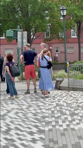 New York’s Floating Park That Feels Like a Festival! Family Vibes at Little Island NYC 🌸