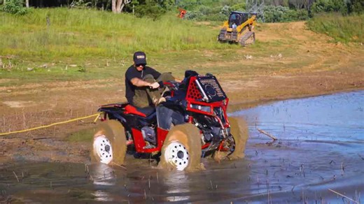 Driving a Fourwheeler with Triangle Wheels