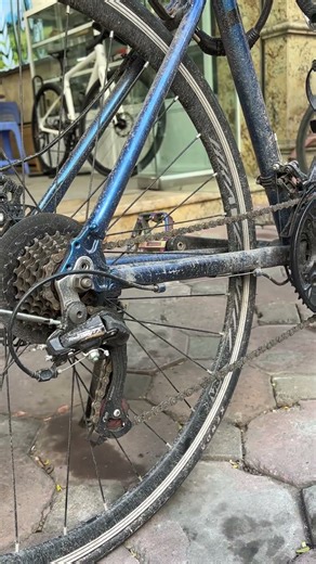 Fix the loose chain tipsandtricks #mtb #mtbreview #automobile #bicycle #cyclingtips #cycling