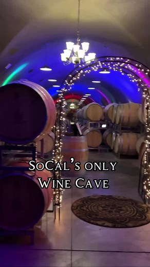 Here’s the perfect way to spend a warm afternoon wine tasting in Temecula. 📍Oak Mountain Winery, on the De Portola Wine Trail, is a beautiful winery with the only wine cave in Southern California. Trip Tips: 🎟️You can purchase tickets for a 90 minute tour of their 10,000 sq. ft. cave that includes a wide variety of their estate wines and a delicious charcuterie board. It naturally stays cool inside the subterranean cave. 🍷Judy was our guide and she was not only knowledgeable about the wines b