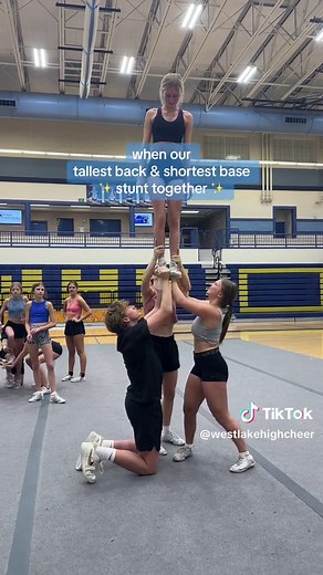 😌 #westlakehighcheer #westlakehighschool #cheer #cheerleading #cheerstunt #stunting #groupstunt #cheerleaders #coed #stunt #stunts #footballseason #sidelinecheer #cheeryourheartout #gameday #gamedaystunts #lib #cheerlib #backspot #sidebase