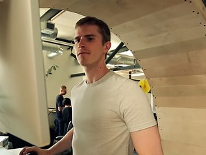 DIY Human Hamster Wheel Lets You Conquer the Office Rat Race