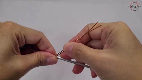 Creative and unique earring designs for beginners | twisted earrings with sparkling crystals 1069