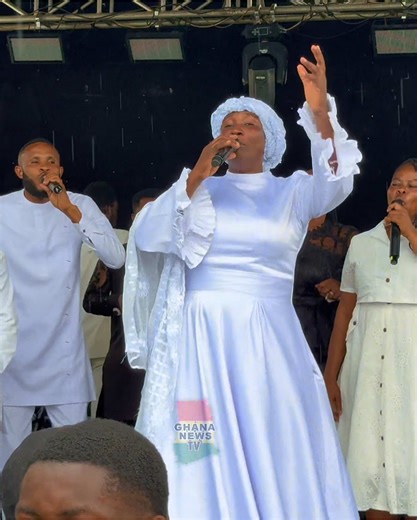 Cecilia Marfo's Rain Dance Performance at Ghanaian Funeral