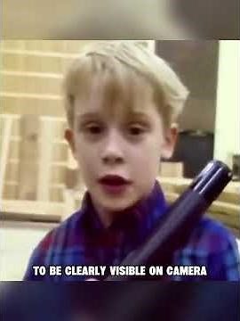 How the Home Alone Director Protected Macaulay#homealone #macaulayculkin #brendafricker#HiddenDetail