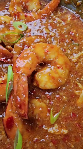 Delicious Homemade Singapore Chilli Prawns Recipe