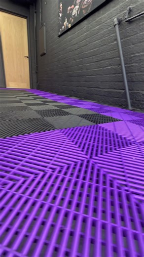 Transform Your Garage in Just Hours with Our Kit!