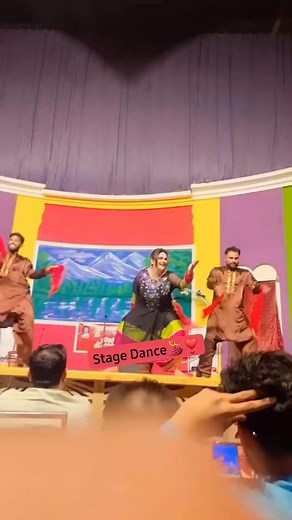 💃❣️ #stagedance #dancers #dancevideo #stageartist #fypシ゚viralシ #reelsvideo #trendingreels #trendingvideo #share #like #followforfollowback | Stage Dance