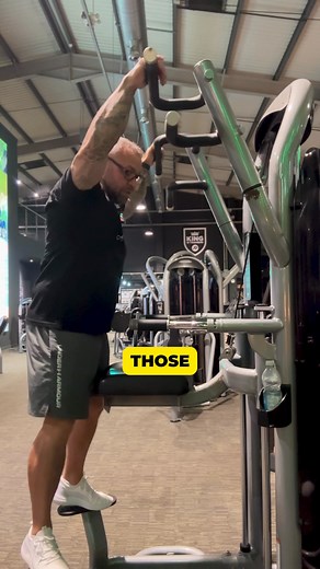 13K views · 133 reactions | If you can’t do a pull-up yet, that’s okay. This machine was made for you  The assisted dip and chin machine helps you build strength, confidence, and control until you’re ready to crush real pull-ups on your own. It’s not cheating, it’s smart training. | Alex Beevis | Facebook