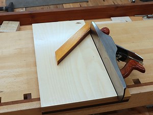 Rob Cosman's Mitered Shooting Board