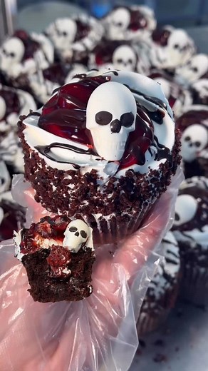 A little taste of Christmas came early! Our most highly requested Christmas flavor is here for the rest of the year. 🎄 Please keep in mind our specialty flavors are made while supplies last on a first come first serve basis with our pre order. Please call us one day ahead to reserve your flavors of the day 9517829200 #riversidecalifornia #riversidefood #cupcakeshop #blackforest #christmasflavors | Isabella's Cupcakes & More