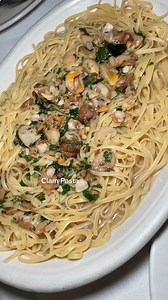 1.6K views · 97 reactions | Grab your friends and family, and head to Carmine’s tonight ☺️ We’ve got BIG portions waiting for you  Reserve your table now ➡️ carminesnyc.com | Carmine's Italian Restaurant - Times Square | Facebook