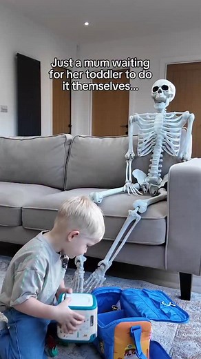 Deep breath…deep breath 😅 #newtoys #toniebox2 #toniebox #tonies #motherhood #overstimulated #parenting #mumhumour #mumsofinstagram #mumsofinsta #relatable #toddlermum #toddler #mumlife #newmum #expectationvsreality | Franksmum2