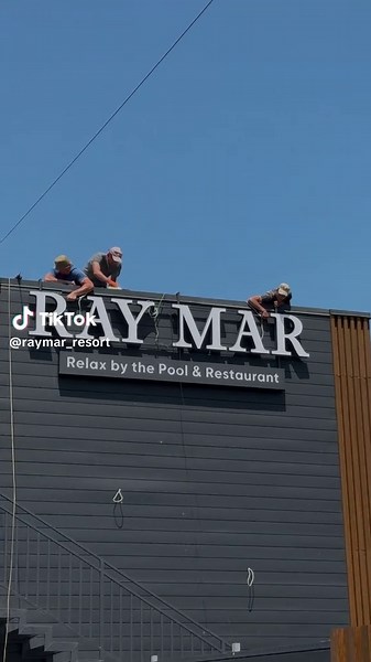В нас для вас э гарна новина. Тепер ми офіційно стали «RAY MAR» . Стежте за нами, згодом для вас зʼявиться ще багато цікавого. Також хочемо вам повідомити,що незабаром в нас відкриття. Про це ми наголосимо вам зовсім скоро.