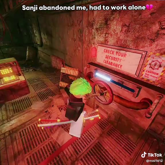 Cosplaying as Roronoa Zoro in Roblox