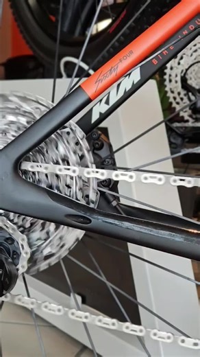 ⚫️BIKE REPUBLIC MAINTENANCE⚫️ Una bici limpia no es solo estética... es rendimiento. Trae tu bici a Bike Republic y mantén tus componentes como nuevos‼️ #ktm #humor #ciclismo #puertorico 🔗Bikerepublicllc.com 📲787-508-2453 📍521 Calle Antonio Valcárcel, San Juan PR