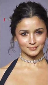 Alia Bhatt Bold Look in Vintage Black Dress | Filmfare OTT Awards 2025 Glamorous Style