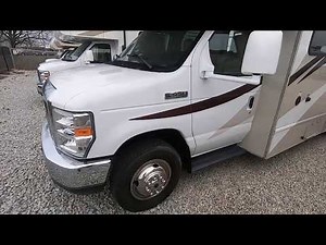 "Like New" Used Class C Motorhome - 2017 Thor Quantum
