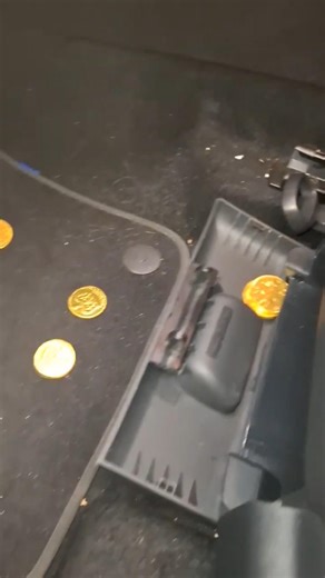 Skoda Octavia Mk2 Tips & Tricks: Secret Storage by Seat