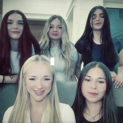 my girls @BLΛƆKPIИK