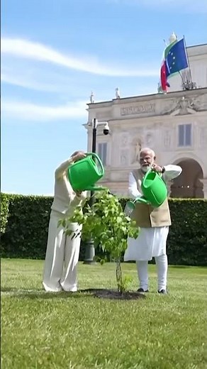 PM Modi, Italy PM Meloni Plant Sapling In Rome Under 'Ek Ped Maa Ke Naam' Initiative #shorts