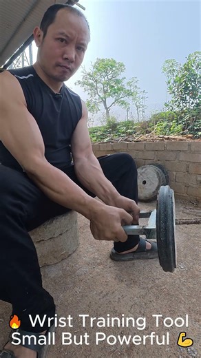 🔥 Wrist Training Tool – Small But Powerful 💪#WristTraining #GripStrength #WorkoutTips