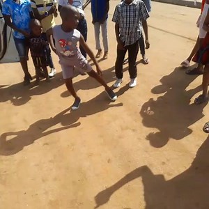 A cultura baga está no sangue, Tradição é Tradição, Bagamoyo o espelho da valorização dos nossos sons e ritmos, nossa cultura é nossa alma é o que nos identifica, nossos pequenos estão bem encaminhados, continuaremos cultivando esses hábitos nos nossos pequenos. Tradição Baga Júniores | Tradição Baga