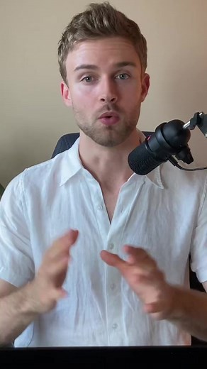 Lighting or Lightning 🌩️⚡ #academicwriting #englishwords #speakenglish #linkingwords #English #learnenglish #aprenderingles #ingles #IELTS #englishvocabulary | FluentTalks