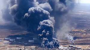 Superior residents ask feds to end use of toxic chemical at refinery