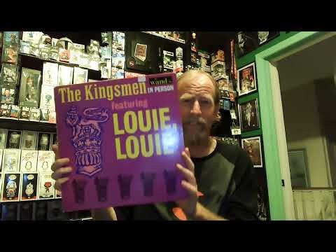 Unboxing the first 10 of 20 Vinyl Records in a Vintage Mystery Box