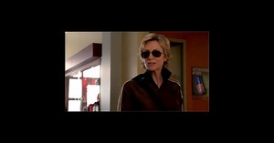 Glee saison 5, épisode 1 : Sue is back dans un extrait