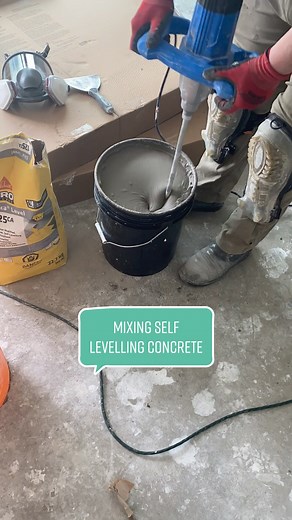 Achieving Consistency with Self Levelling Concrete