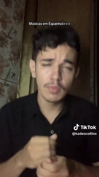 Bailando al Ritmo de Música en Español