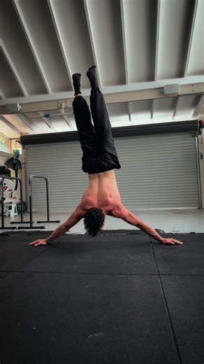 Corrie Sloan | Would you take a snapped neck or finger | Instagram