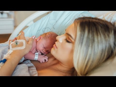 EMOTIONAL LIVE BIRTH VLOG | SURPRISE GENDER | LABOR AND DELIVERY