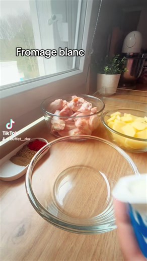 Ailes de poulets et pomme de terre au four #pourtoii #poulet #recetterapide #pourvous