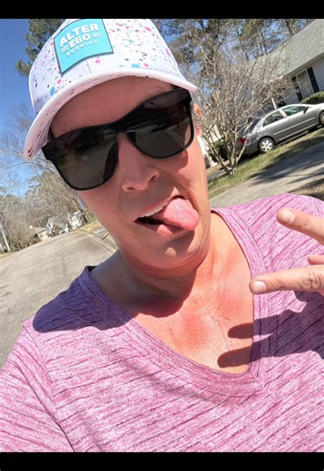 Cooper River Bridge Run Training Week 6! 🏃‍♀️ It’s been a busy week so I haven’t sat down to post but WOW it’s been a GREAT week of training! 🥳 Intervals were long this week. Pushed me way out of my comfort zone and I CRUSHED IT! Run 1 - I ran 40 minutes without stopping! Not sure the last time I did that! Run 2 - My legs felt a little heavy but made sure to stick to the plan. 12 min run/2 min walk intervals x 3! Run 3 - Got outside on this gorgeous Saturday! 14 min run/2 min walk intervals x 