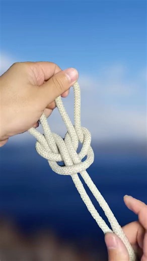 Super simple knots that look complicated
