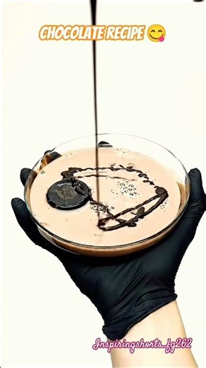 Chocolate drizzling recipe 😋 #ytshorts #aivideo #viral