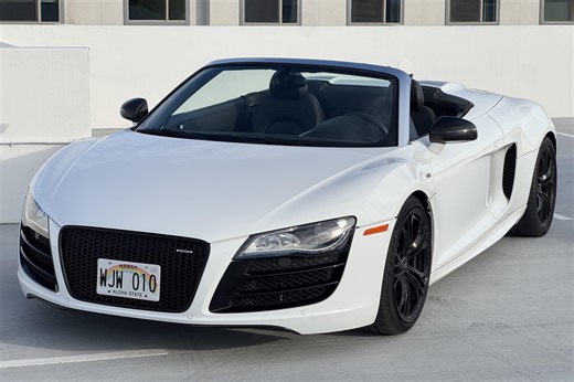 No Reserve: 2011 Audi R8 Spyder V10 6-Speed
