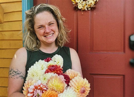 Facing brain cancer, she built a sidewalk library of pep talks