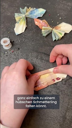 Did you know that you can fold banknotes so easily? 😯