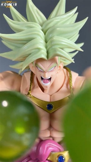 This Broly body is HUGE😭 #dragonball #broly #dbz #actionfigures #collectibles #fyp