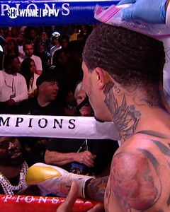 1M views · 17K reactions | When Floyd Mayweather is in your corner, you listen #DavisCruz 헦헨헡헗헔헬 8PM ET LIVE on Showtime PPV: s.sho.com/125ppv | All the Smoke Boxing | Facebook