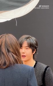 1K views · 199 reactions | 20250311 || Chanel FW2025 Fashion Show ▪️Paris Fashion Week. Día 3 Pikassu #WangYibo | Las Manos de Yibo | Facebook