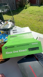 Xbox One Kinect Garage Sale Find #xboxonekinect #xboxone #xboxoneconsole #garagesale #garagesales #gamehunting #videogamehunting #retrogames #retrogaming | Retro Video Game Pickups