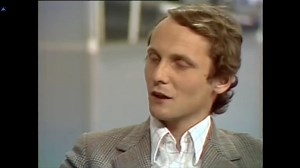 f1 1973赛季采访niki lauda和Helmuth koinigg（后者命丧f11974赛季收官站美国站在排位赛命丧车祸当时helmuth的遇难很吓人）