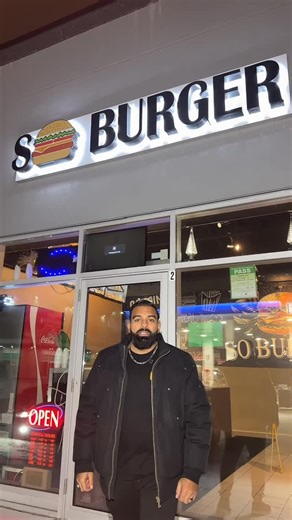 🍔🔥 JUICIEST HALAL BURGER IN HAMILTON! Had an amazing time at SO Burger — insanely juicy & full of flavor 🤯 This one’s a MUST try 👌 📍 694 Pritchard Rd, Hamilton ✅ HALAL @so.burgerca Would you smash or pass? 👀👇 #HalalEats #HamiltonEats #BurgerTok #FoodReview #JuicyBurger | Hassan Abbas