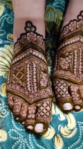 Beautiful Leg Mehndi Designs for Brides 2025 🌿
